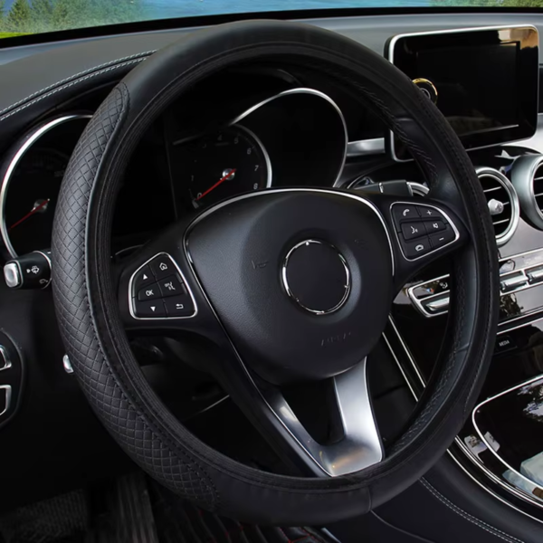 Luxury Microfiber Steering Wheel Cover (14.5''–15.3'') - Image 4